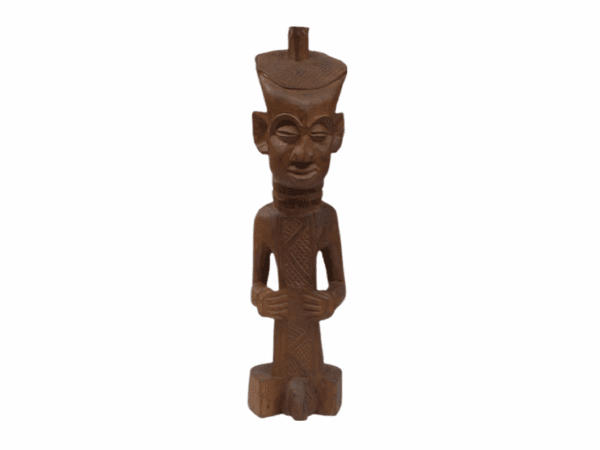Prêtre  religieux  N’ganganya  Kissi