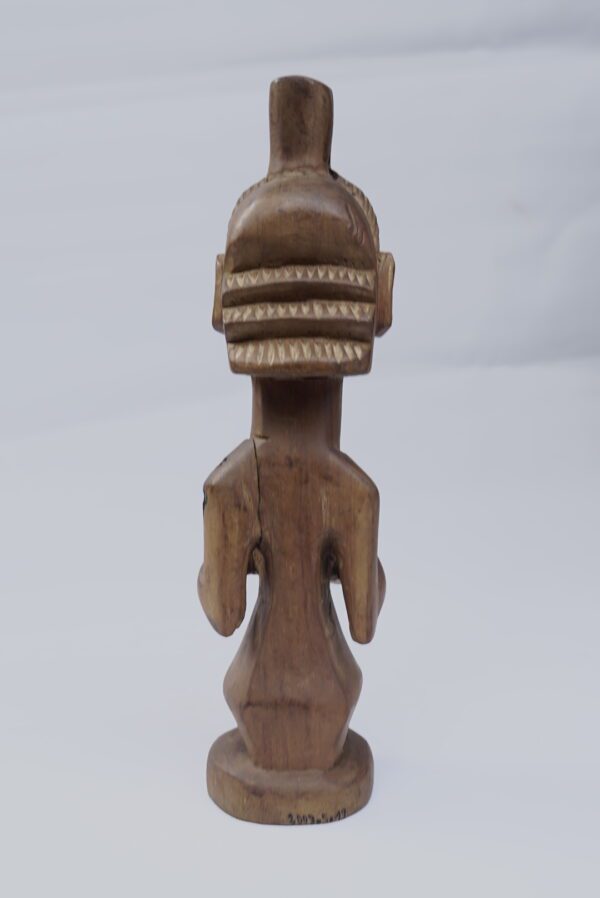 Prêtresse  religieuse  Yaka – Image 2